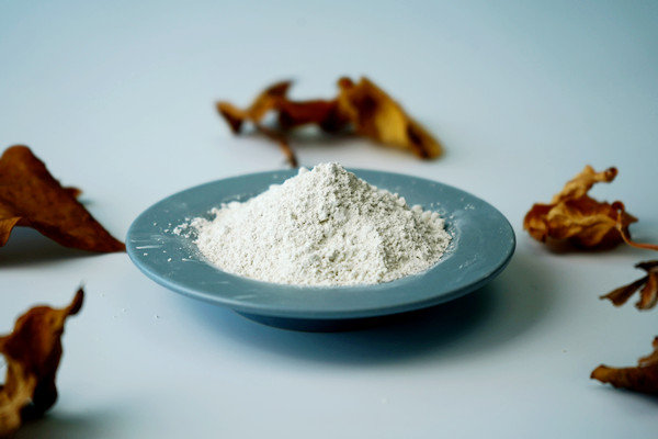 奶牛飼料中沸石粉應該添加多少最合適？-國投盛世